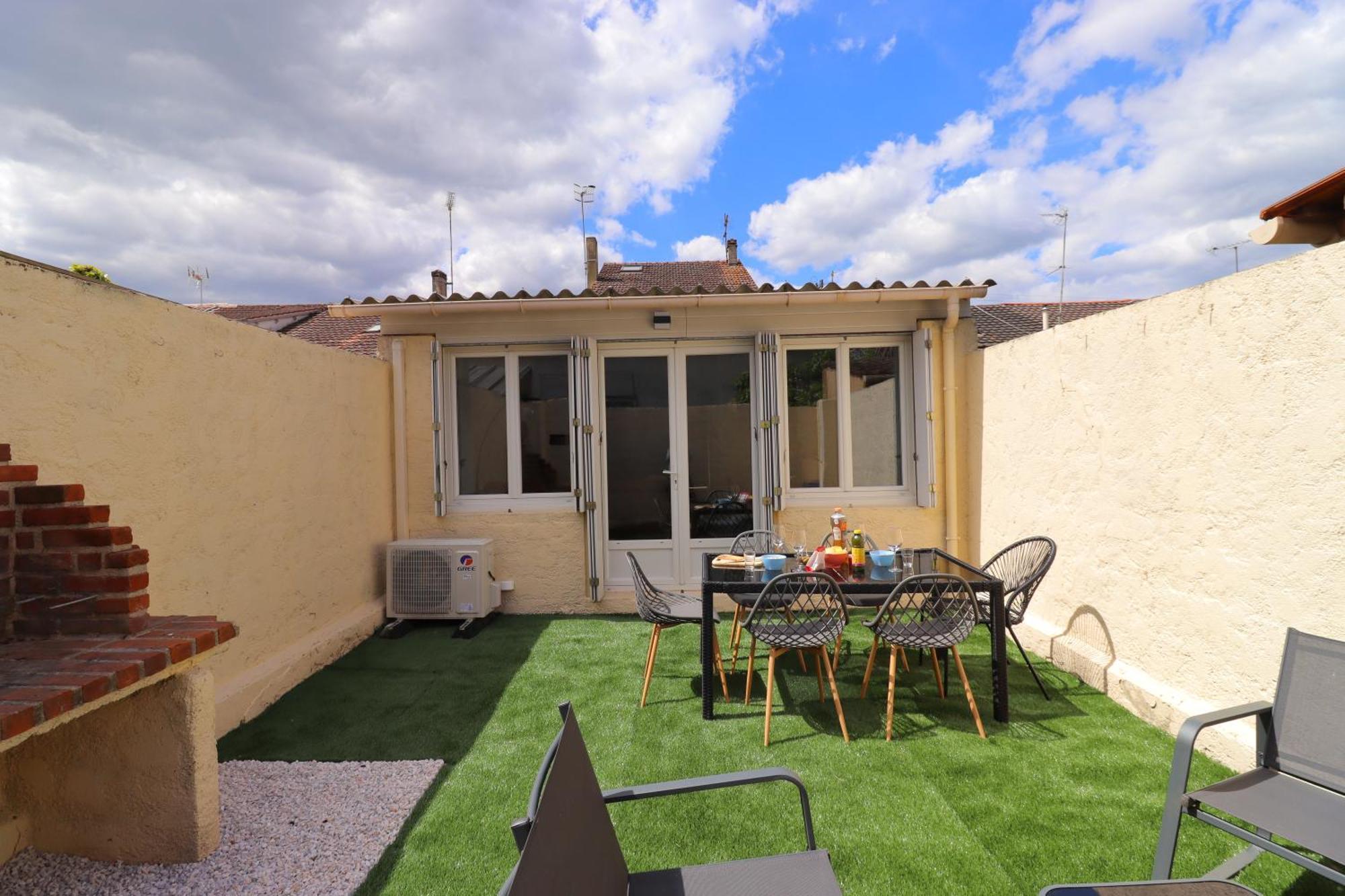 Le Patio - Spacieux T3 Avec Climatisation Et Jardin Privatif Bergerac Exterior photo